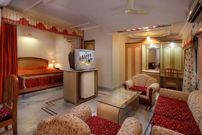 Mandakini Kanpur Exterior foto